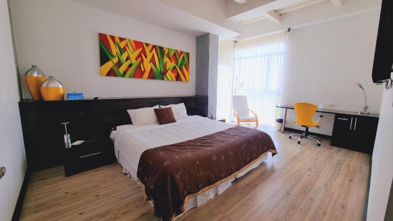 Habitat Suites Hotel Pereira Ngoại thất bức ảnh