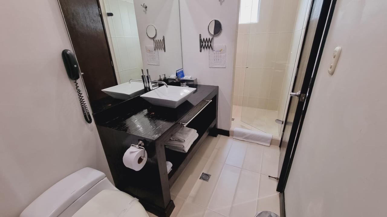 Habitat Suites Hotel Pereira Ngoại thất bức ảnh