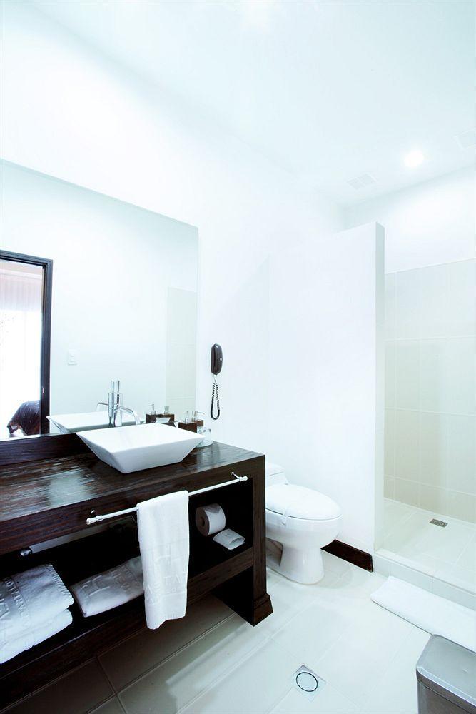 Habitat Suites Hotel Pereira Ngoại thất bức ảnh