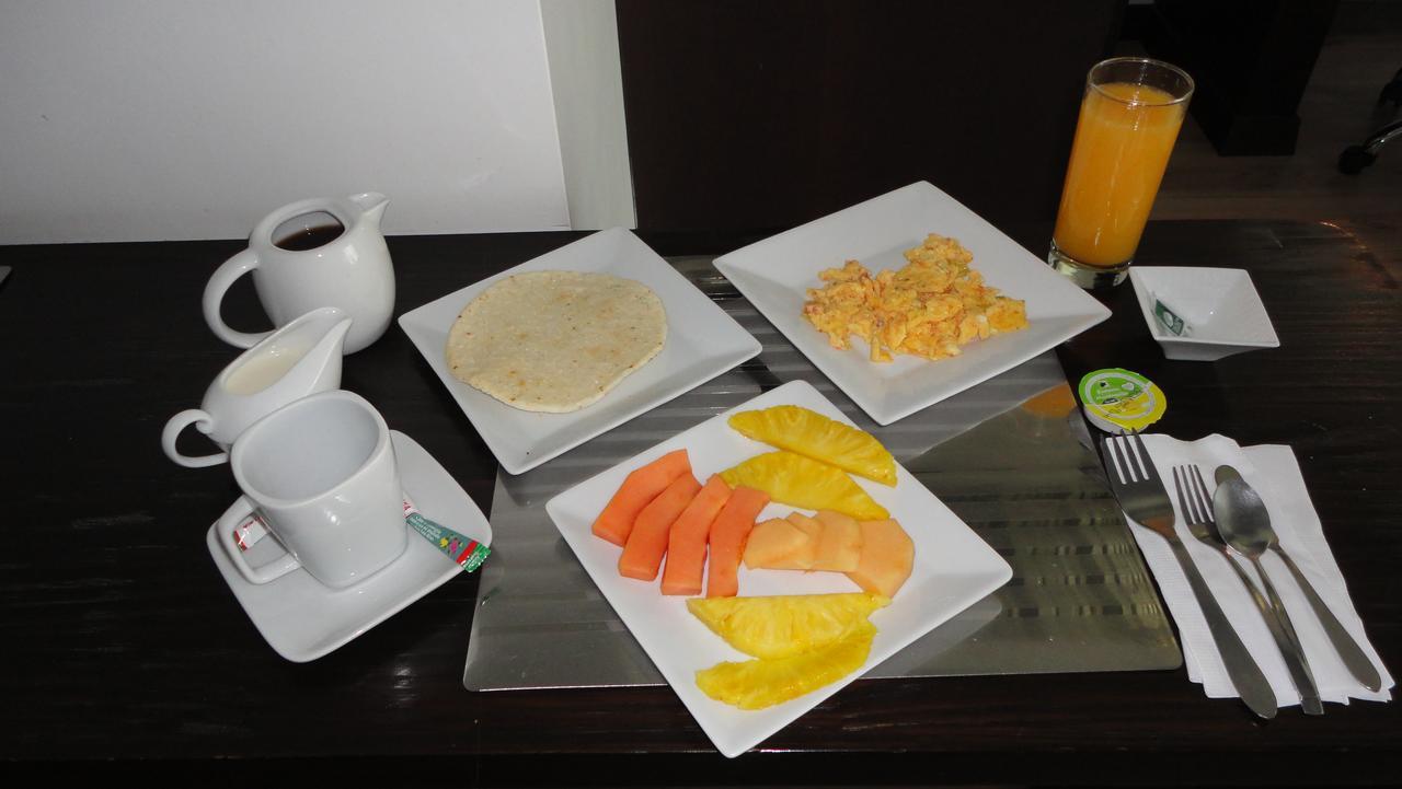Habitat Suites Hotel Pereira Ngoại thất bức ảnh
